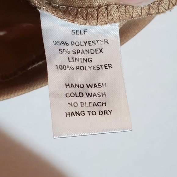 ❗️ Strappy Tan Cage Back Zip Crop Top Large - Picture 4 of 6